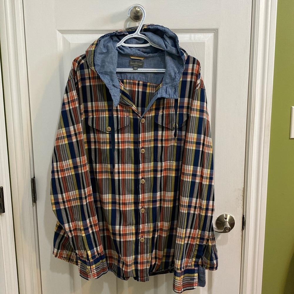 L.L. Bean Men's Plaid Lightweight Shirt Jacket in Navy, Orange, Cream